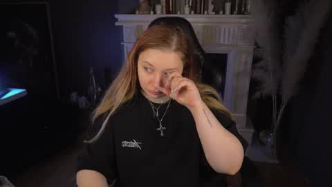 Snapshot of carolina_winter chatting on 02.05.26 Mira online show from 02.05.26