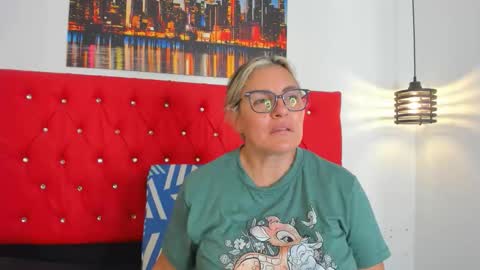 Snapshot of carolinacrus01 chatting on 10.25.25 Carolina online show from 10.25.25