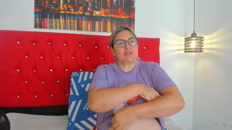 Snapshot of carolinacrus01 chatting on 12.14.25 Carolina online show from 12.14.25