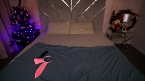 carolinadia online show from 12.24.24