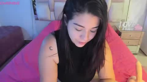 caroline online show from 03.04.25