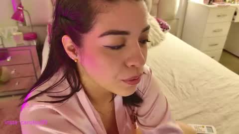 caroline online show from 02.17.26