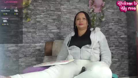 Camelia online show from 01.24.25