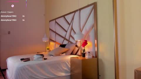 Caroline online show from 10.08.25