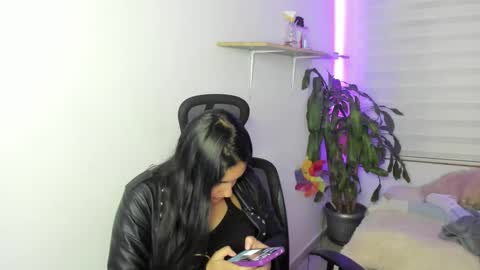 caroline_rodriguez_9 online show from 09.30.25