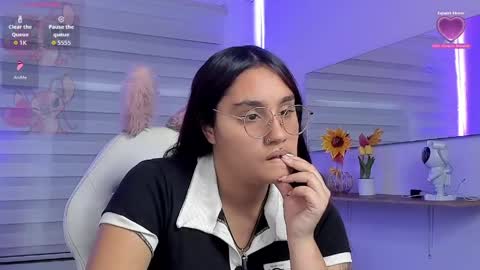 caroline_rodriguez_9 online show from 05.13.26