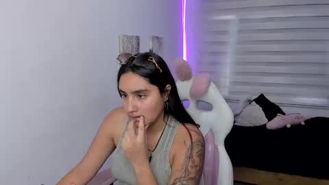 caroline_rodriguez_9 online show from 05.30.26