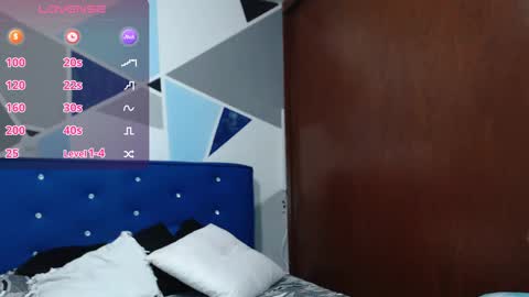 Carolin Blich online show from 02.13.25