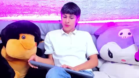 Snapshot of carolinejesh chatting on 01.15.26 carolinejesh online show from 01.15.26