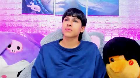 Snapshot of carolinejesh chatting on 01.18.26 carolinejesh online show from 01.18.26