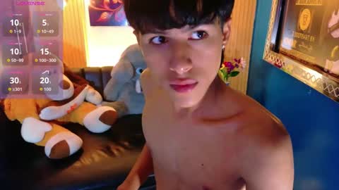 carolinejesh online show from 04.03.26