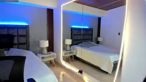 Caro  online show from 10.12.25