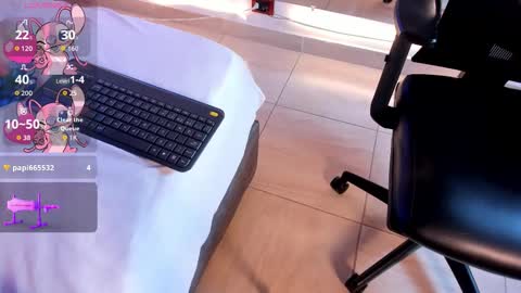 Caro  online show from 11.12.25