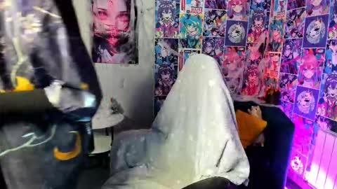 CarolineRichter online show from 10.27.25