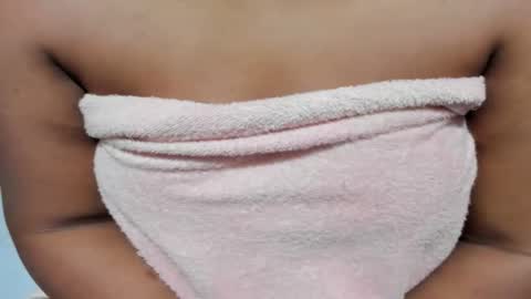 Snapshot of carolinnagomez chatting on 02.12.26 Caro online show from 02.12.26