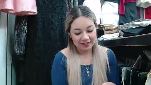 caroo0615 online show from 11.25.25