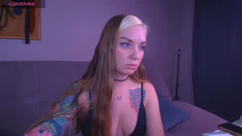 Carrie online show from 12.01.25