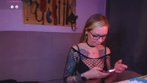 Carrie online show from 04.01.26