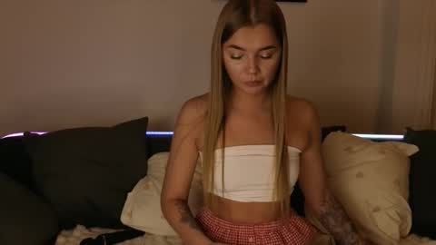 carriebradshawww online show from 11.20.25