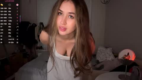 Kira online show from 12.22.25