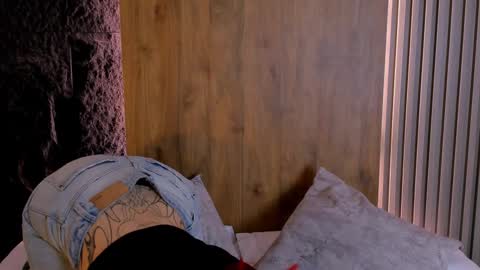 Snapshot of casandra_busting chatting on 12.10.24 Casandra online show from 12.10.24