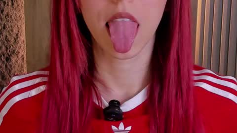 Snapshot of casandra_busting chatting on 10.10.25 Casandra online show from 10.10.25