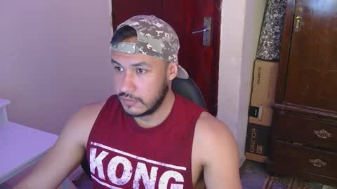 Snapshot of casas_oom chatting on 02.14.26 online show from 02.14.26