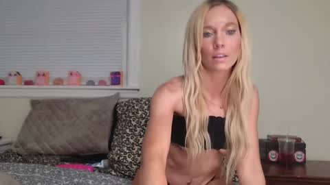 Snapshot of caseygirl6879 chatting on 07.13.26 Casey Lakes online show from 07.13.26