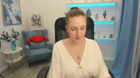Snapshot of caseyterini chatting on 06.09.26 Casey online show from 06.09.26