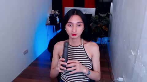 Snapshot of cassandrafoxxx chatting on 12.18.24 cassandrafoxxx online show from 12.18.24