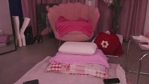 Snapshot of cassandrafoxy chatting on 02.12.26 Cassy online show from 02.12.26