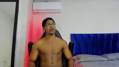 Snapshot of cassian_gold chatting on 01.07.26 CASSIAN GOLD online show from 01.07.26