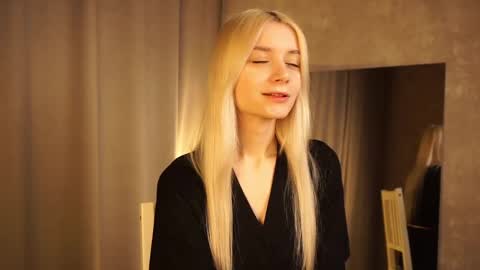 Snapshot of cassie130505 chatting on 02.20.25 Cassie online show from 02.20.25