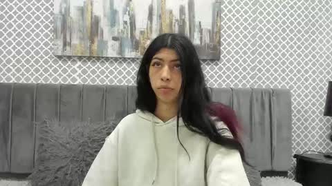 cassie_bloom online show from 10.18.25