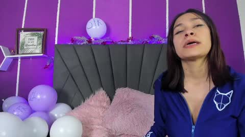 Snapshot of cassie_jones1 chatting on 01.28.25 Cassie Jones online show from 01.28.25