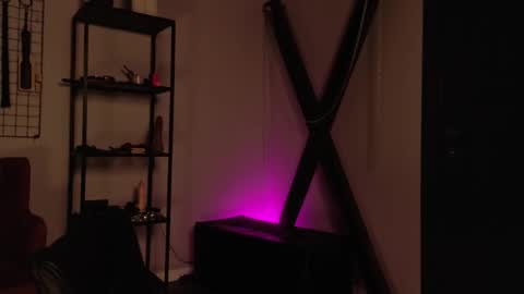 Snapshot of cassiecool chatting on 09.26.25 assie online show from 09.26.25