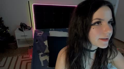 Snapshot of cassieevanss chatting on 01.08.25 Cassie online show from 01.08.25