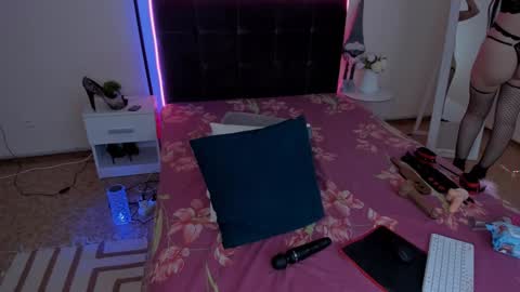 Snapshot of cassieevanss chatting on 01.15.25 Cassie online show from 01.15.25