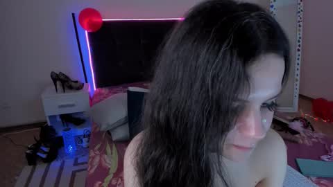 Snapshot of cassieevanss chatting on 02.11.25 Cassie online show from 02.11.25