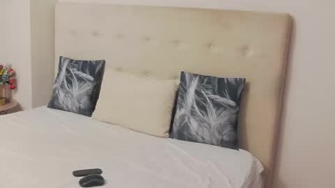 CassieHilton online show from 10.19.25