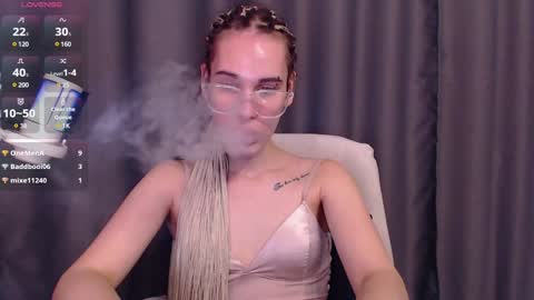 Cassie online show from 12.22.24