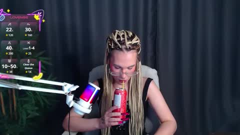 Cassie online show from 11.29.25