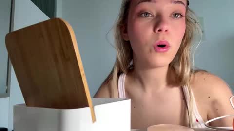 Olivia online show from 03.09.26