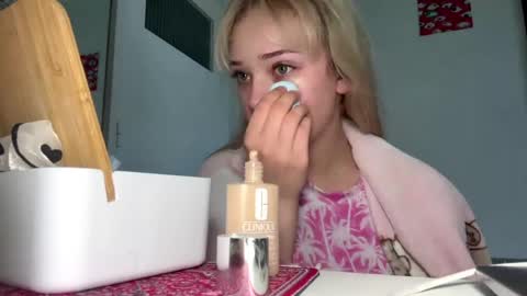Olivia online show from 05.08.26