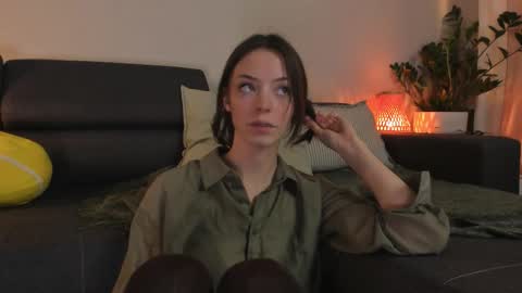  cassandra  online show from 09.29.25