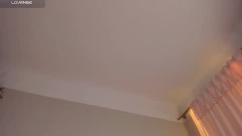  cassandra  online show from 12.04.25