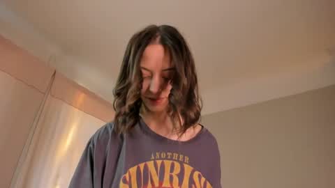  cassandra  online show from 04.14.26