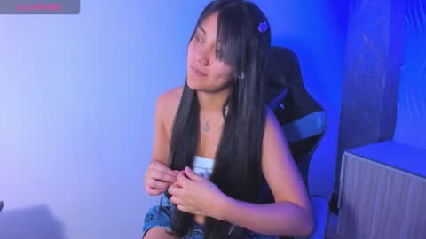 Snapshot of catalehia_milk chatting on 10.10.25 C A T A L E H I A online show from 10.10.25