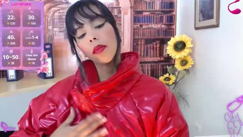 Queen Catalella online show from 10.15.25