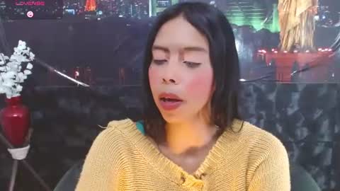 Snapshot of catalella_ar chatting on 06.12.26 Queen Catalella online show from 06.12.26